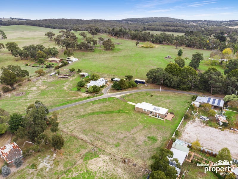 13 Waverley Street, Linton, Vic 3360 Property Details