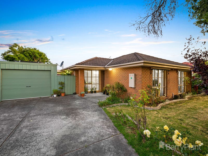 Houses for Sale in Pakenham, VIC 3810 Pg. 5