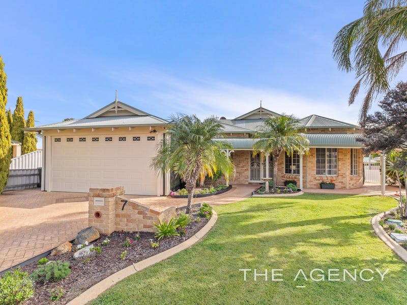 7 Wilkins Road, Kalamunda, WA 6076 House for Sale