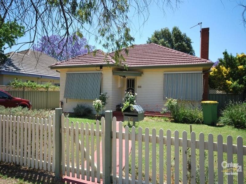 74 Sterling Street, Dubbo, NSW 2830 Property Details