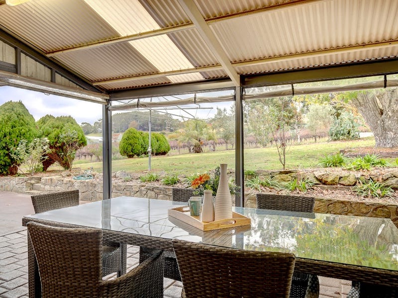 54 Swamp Road, Uraidla, SA 5142