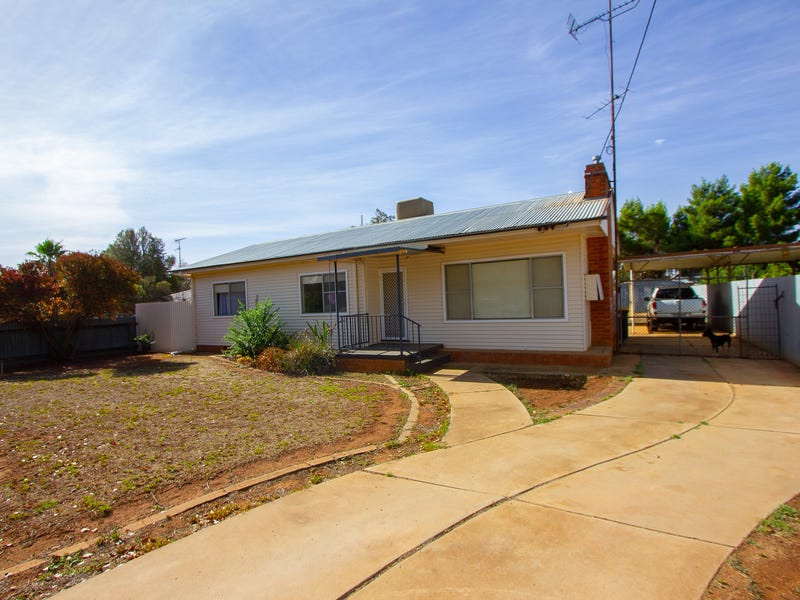51 Mallee Street, Barellan, NSW 2665 Property Details