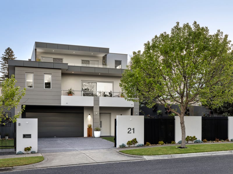 21 Menzies Close, Frankston South, VIC 3199