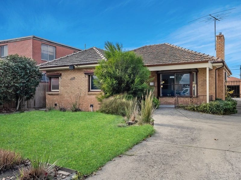 716 Gilbert Road, Reservoir, VIC 3073