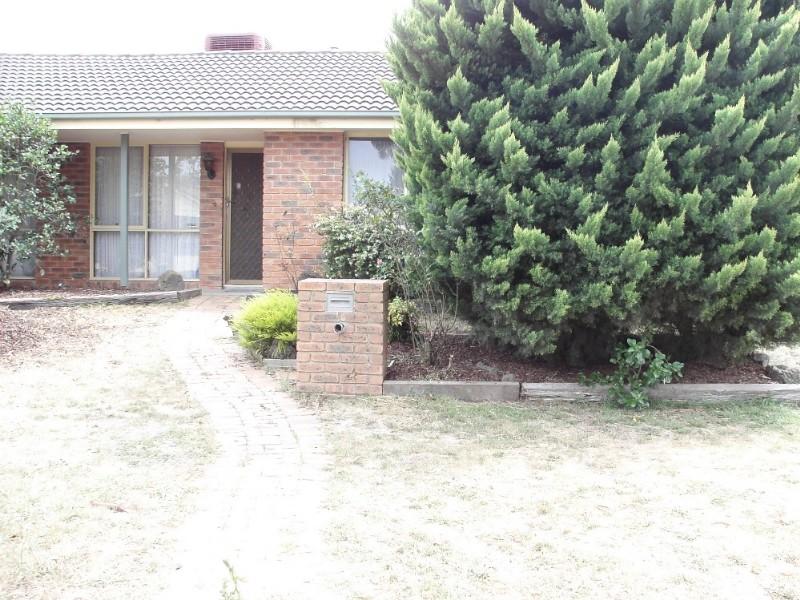 12 Kingston Ave, Pakenham, Vic 3810 Property Details