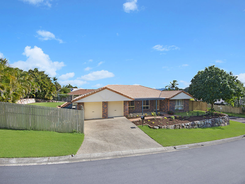 19 Flinders Way, Albany Creek, QLD 4035