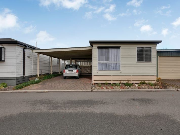 2 Leicester Square Mayfair Gardens, Traralgon, Vic 3844 Property Details