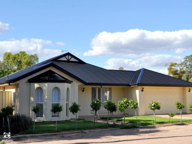 9 Brian Street, Stirling North, SA 5710