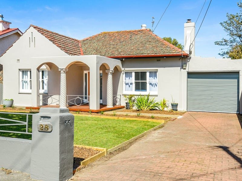 28 Lindsay Street, Victor Harbor, SA 5211