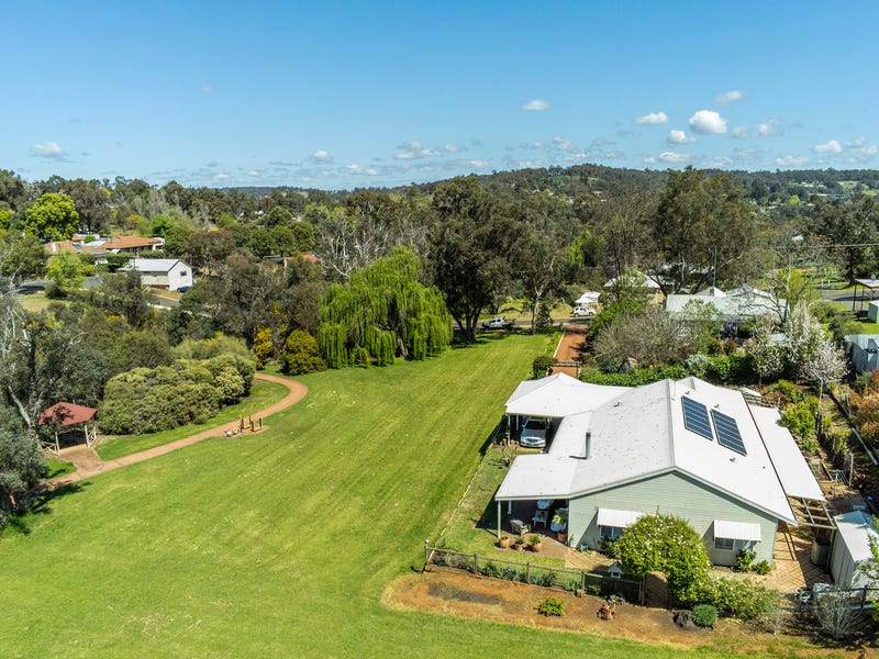 16 Barlee Street, Bridgetown, WA 6255 Property Details