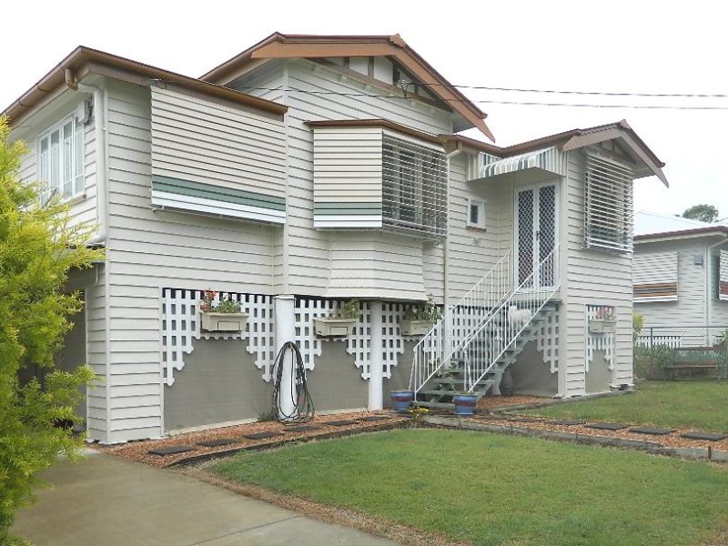 8 McGrath Lane, Booval, Qld 4304 Property Details