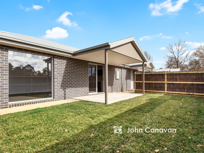 2 Malcolm Street, Mansfield, VIC 3722