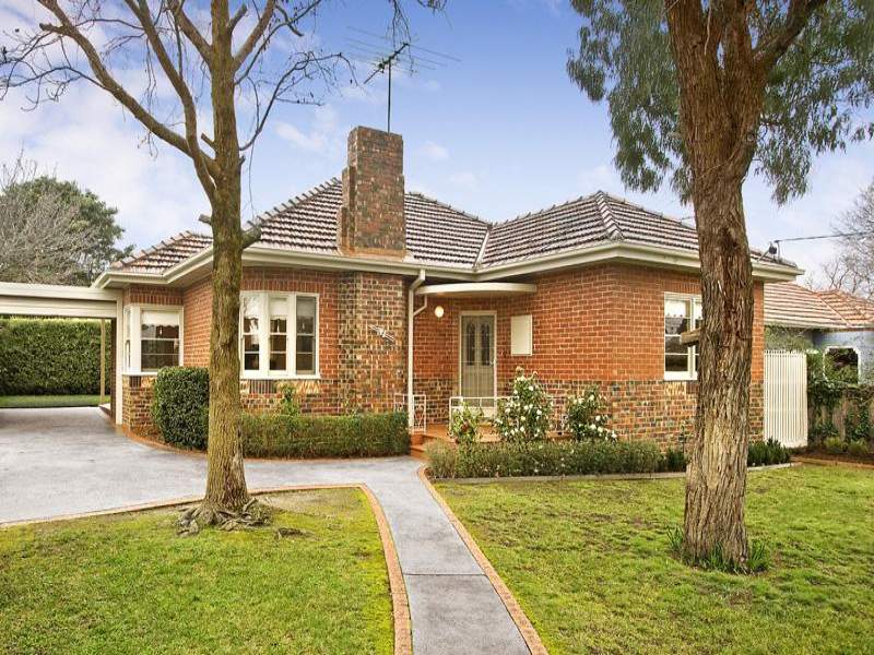 37 Broughton Road, Surrey Hills, VIC 3127