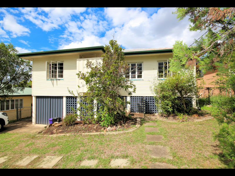 14 McGrath Lane, Booval, Qld 4304 Property Details