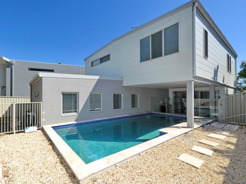 9 Lyndel Close, Soldiers Point, NSW 2317