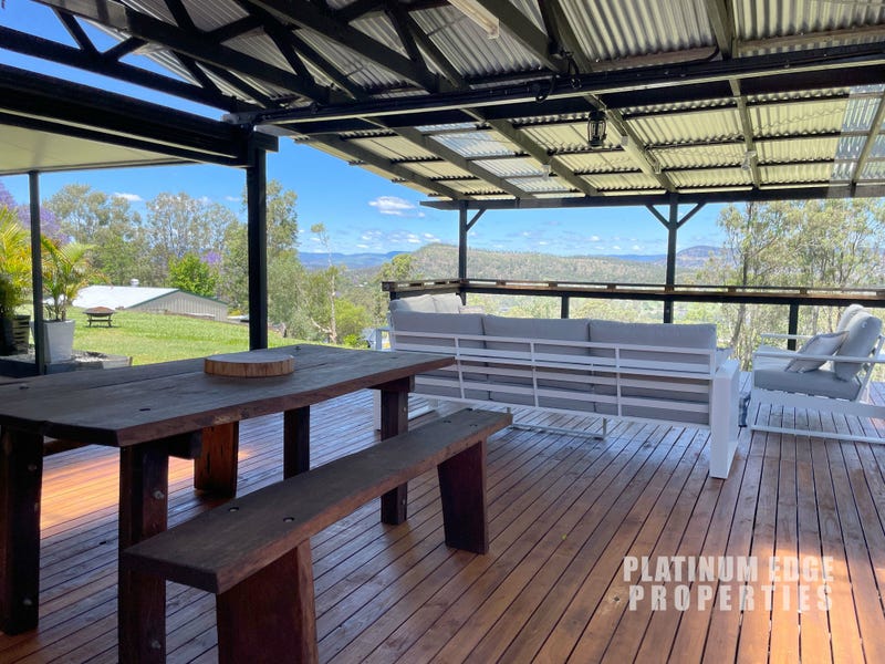 1 Farwell Cl, Kooralbyn, Qld 4285 Property Details