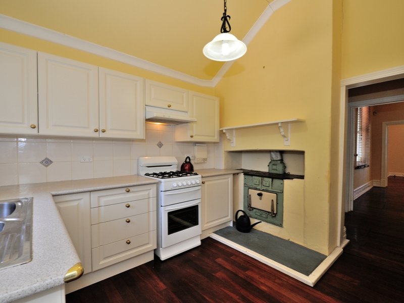 1A Murray St, Bayswater, WA 6053 Property Details