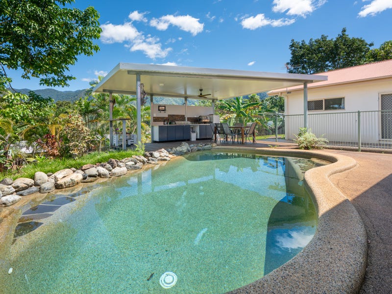 287 Robert Road, Bentley Park, QLD 4869