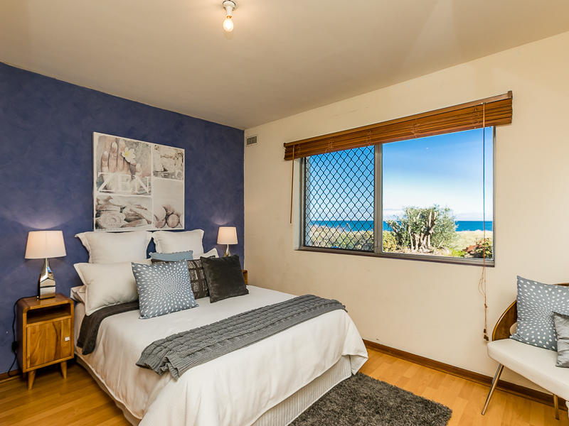 2/7 Ventnor Street, Scarborough, WA 6019 Property Details