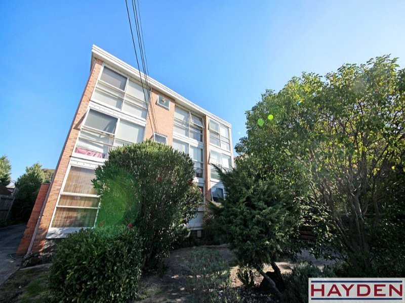 2/8 Lambert Road, Toorak, Vic 3142