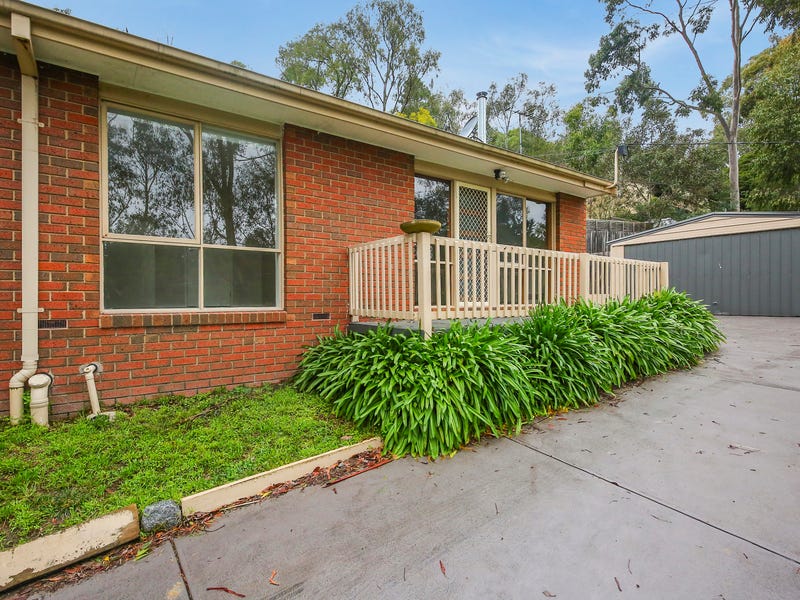 64 Commercial Road, Mount Evelyn, VIC 3796