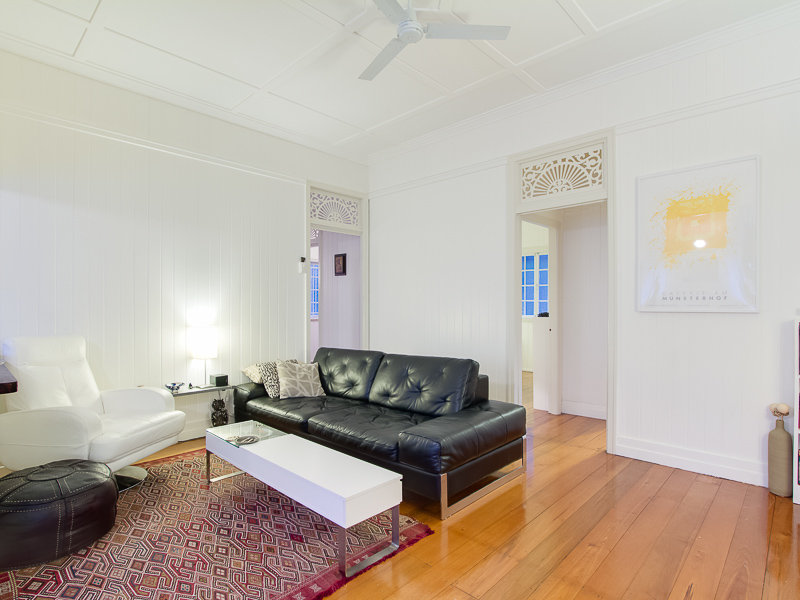 17 Gorman St, Wooloowin, Qld 4030 Property Details