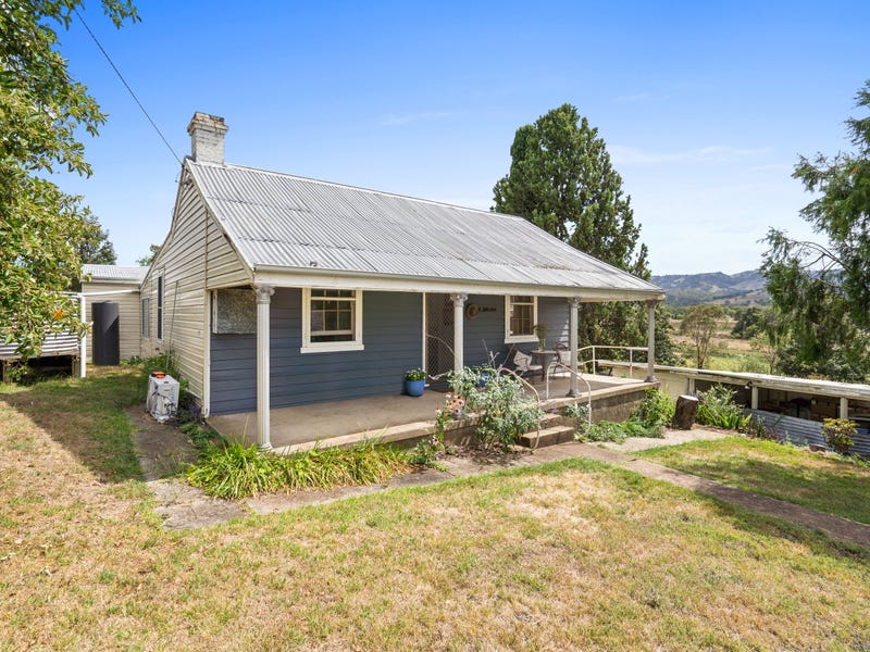 2 White Street, Blandford, NSW 2338 Property Details