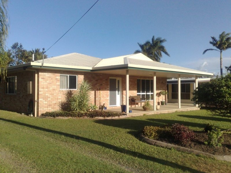 24 Peters Avenue, Midge Point, QLD 4799