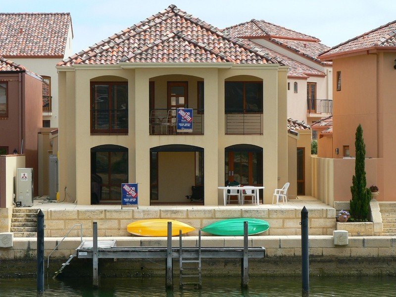 109/18 Port Quays, Bouvard Island, Wannanup, WA 6210 Property Details