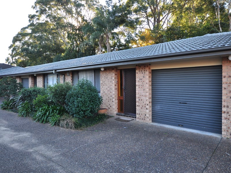 2/166 Albany Street, Point Frederick, NSW 2250