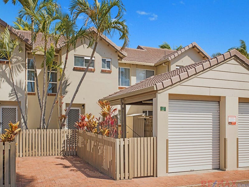 27/2 Landsborough Parade, Golden Beach, QLD 4551