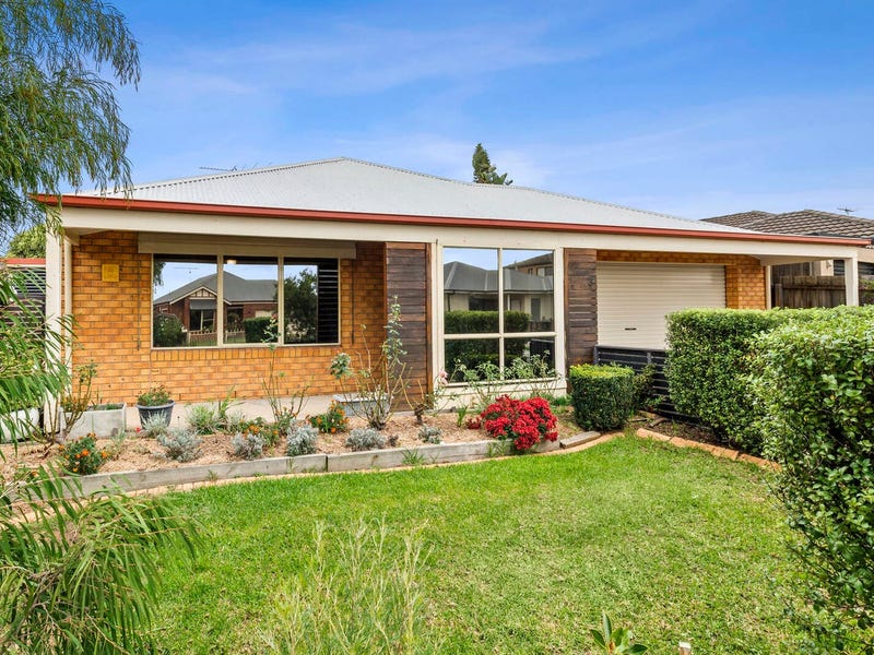 3 Brandon Mews, Grovedale, VIC 3216