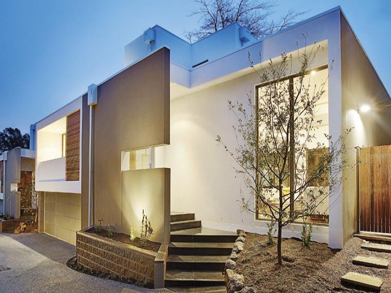 2/43 Faversham Road, Canterbury, Vic 3126 Property Details