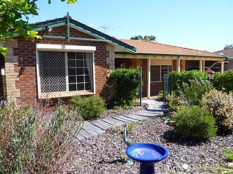 32B Cleopatra Street, Palmyra, WA 6157