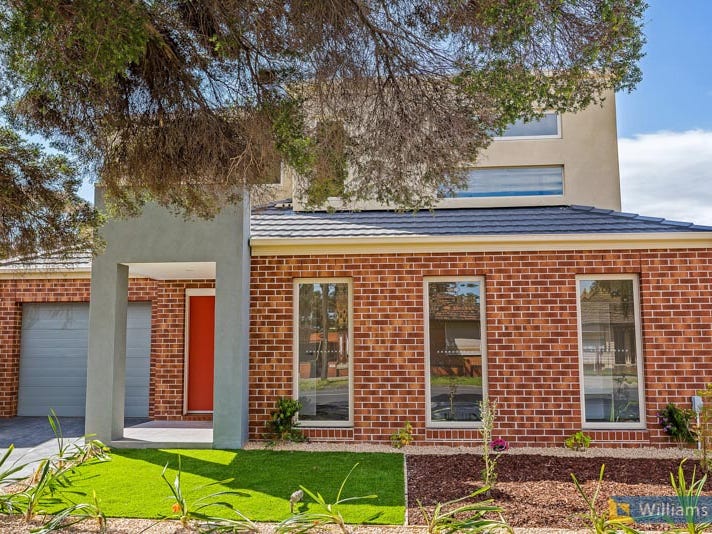 82B Maddox Road, Newport, VIC 3015