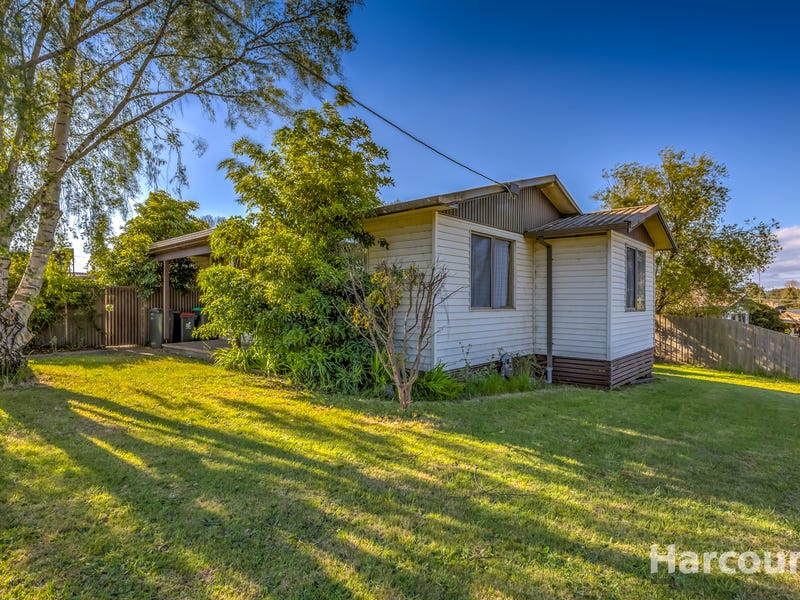 18 Eastern Avenue, Newborough, Vic 3825 House for Sale realestate