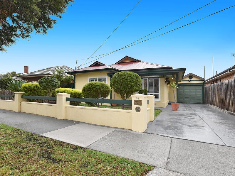 37 Lloyd Avenue, Reservoir, VIC 3073