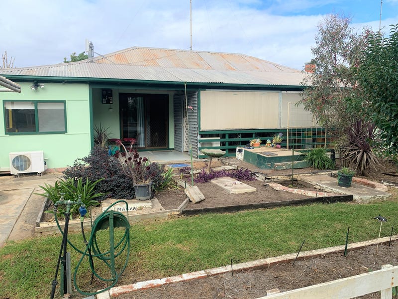 Houses for Sale in Jerilderie, NSW 2716