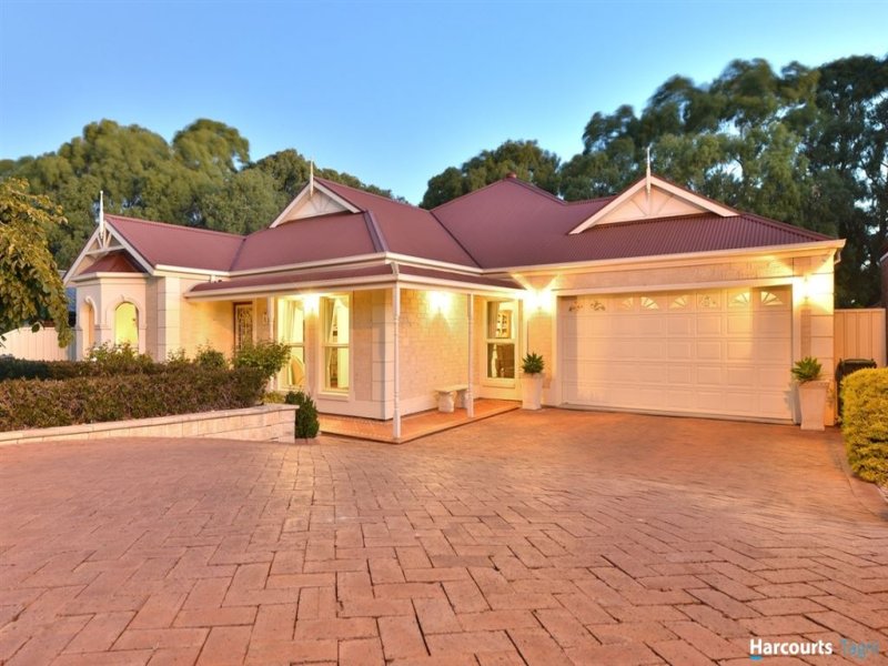 10 Morningside Drive, Woodcroft, SA 5162
