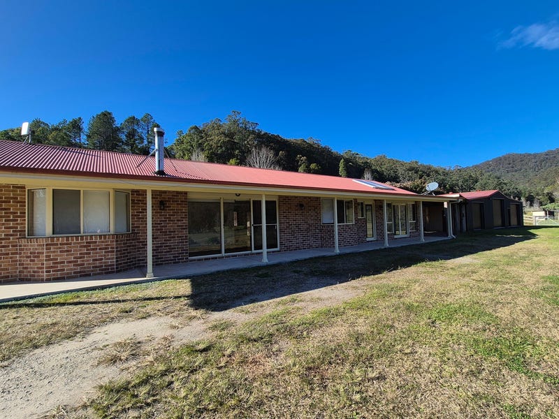 11 Robinvale Lane, Yarramalong, NSW 2259 House for Rent realestate