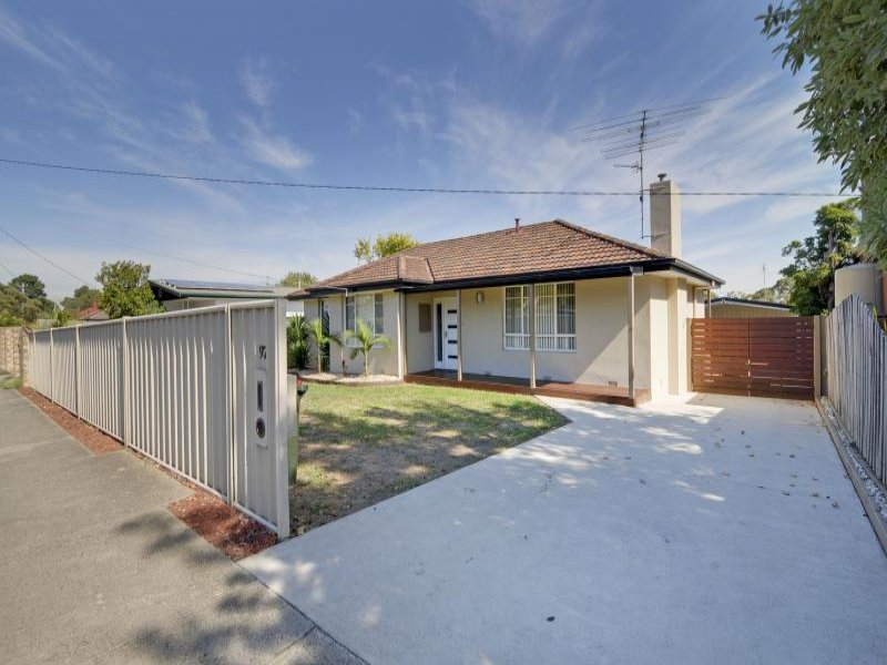 **UNDER CONTRACT**97 Maryvale Road, Morwell, Vic 3840 Property Details
