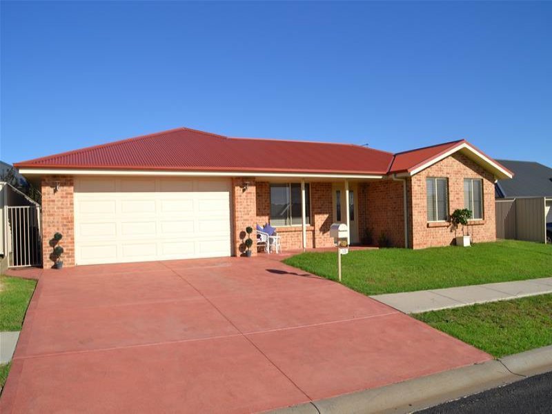 2/10 Kellett Drive, Mudgee, NSW 2850 Property Details