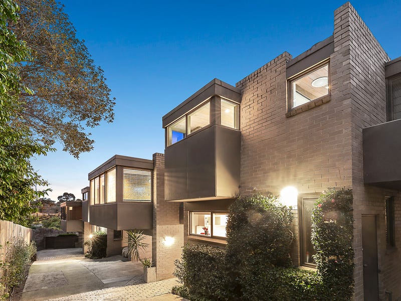 2/20 Yarra Grove, Hawthorn, Vic 3122 Property Details