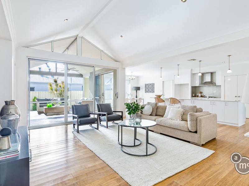 17 Linden Gardens, Floreat, WA 6014