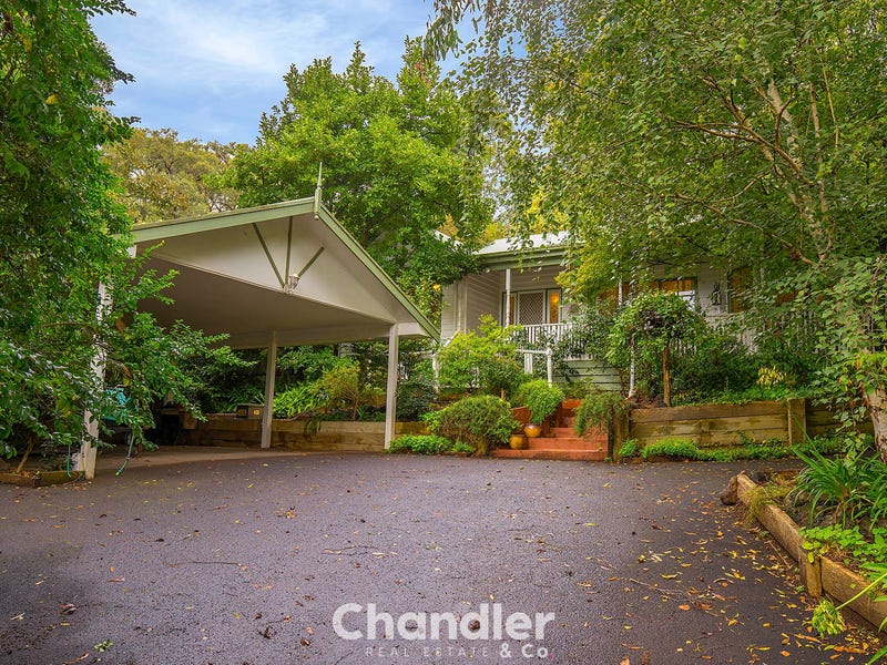 42 Jellicoe Avenue, Monbulk, VIC 3793