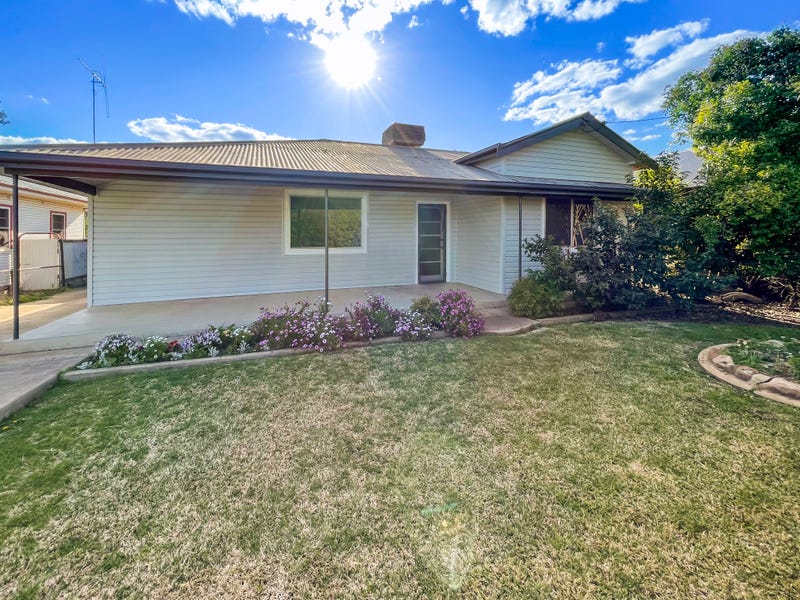 58 Farnell Street, Forbes, NSW 2871 Property Details