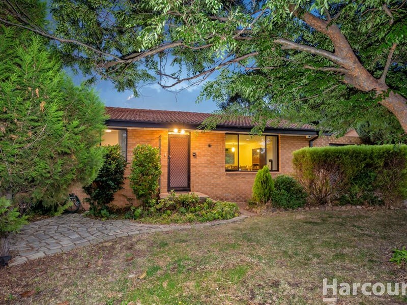 8 Mccarthy Place, Charnwood, ACT 2615 Property Details