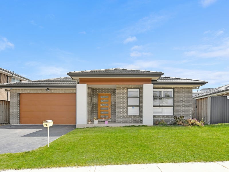 28 University Drive, Campbelltown, NSW 2560