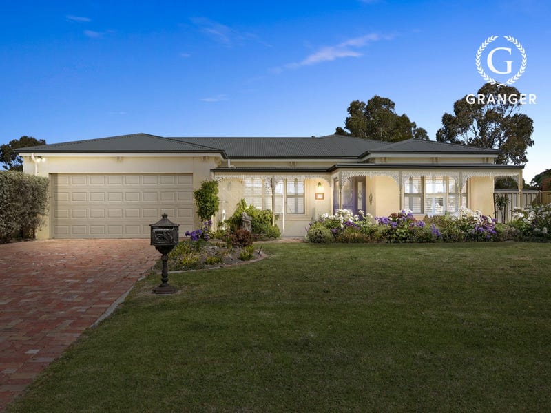 100 Palm Tree Drive, Safety Beach, VIC 3936