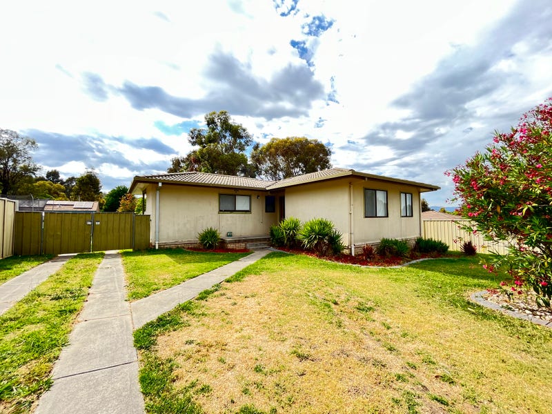 8 Cassia Street, West Albury, NSW 2640